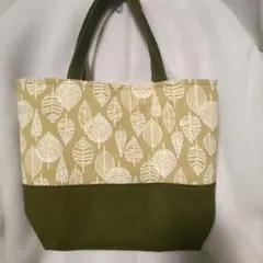 う*ぎ様 北欧風リーフのトートバッグ