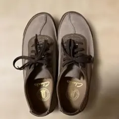 Clarks メンズ スエード レザー スニーカーのサムネイル