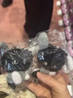 ウサハナ ガチャガチャ ぬいぐるみキーホルダー モノクロ 2点