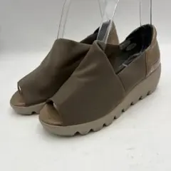 EE602Y HILLS AVENUE 厚底 オープントゥ パンプス ブラウン