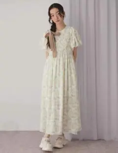 Merry Jenny メリージェニー　vintage flowerワンピース