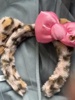 キティーちゃんusjヒョウ柄カチューシャ
