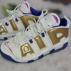 美品✨レアモノ　NIKE ナイキ スニーカー エアモアアップテンポGS　24cm