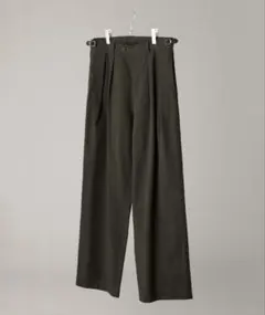 【美品】Bleme グルカチノパンツ カーキ Lサイズのサムネイル