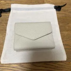 値下げ　GISELLE がまぐち財布のサムネイル