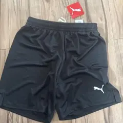PUMA 黒 ハーフパンツ ポリエステル　160