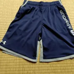 UNDER ARMOUR　トレーニングパンツ　150