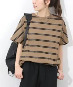 フレンチスリーブボーダーTシャツ タグ付き　レリュームのサムネイル