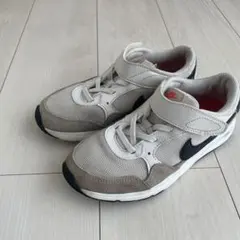 21cm Nike スニーカー