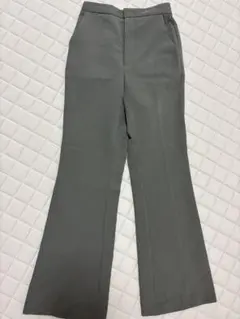 GU ストレッチフレアワイドパンツQ グリーン