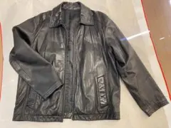黒 レザージャケット ジッパー付き