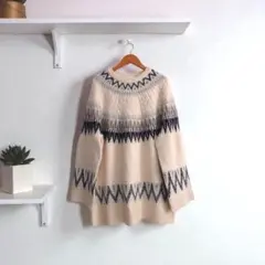 美品☆【earth music ecology】ジグザグ模様のニットセーター
