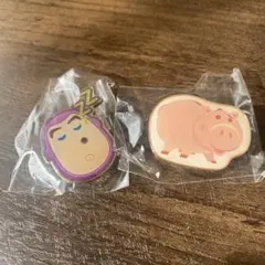トイストーリー　ピンバッジ　バズ　ハム
