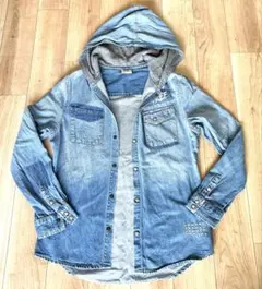 ZARA BOYS フード付き　ライトデニムシャツ　刺繍入り　164㎝