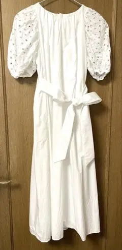 ロージーモンスター　パフスリーブワンピースのサムネイル