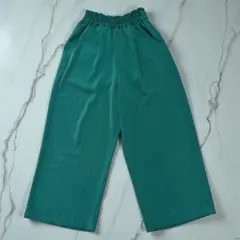 【CINEMA CLUB】グリーンのワイドパンツ M ウエストゴム ゆったり