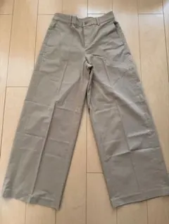 UNIQLO ワイドチノパンツ丈長め