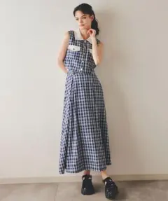 redyazel ロゴブローチブラウス×チェックプリーツミニスカート