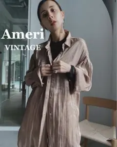 Ameriアメリヴィンテージ　とろみグロッシーロングシャツ★ベージュのサムネイル