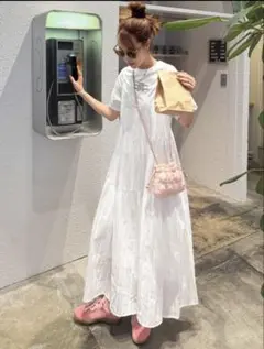 ホワイトティアードキャミワンピース　キャミワンピース　SHEIN
