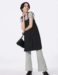 ブラック ノースリーブチュニック　テクスチャーキャミソールミニワンピース