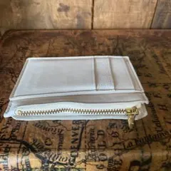 ホワイトレザー フラグメントケース