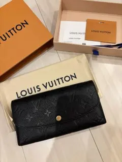 美品　ルイ・ヴィトン　ポルトフォイユ・エミリー（ブラック）