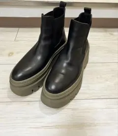 【美品)クシェリ　ショートブーツ　ブラック 25センチ　QUSHELI