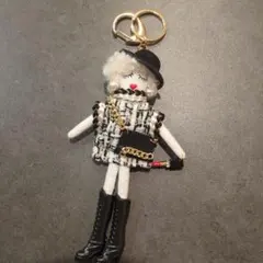 Item thumbnail for item 247ccc5b-744c-4451-b62d-0038ee0d8ad1