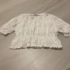 ZARA 半袖シャツ 白 フリル・ギャザー Sサイズ