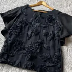 カオン／Kaon 立体フラワー プルオーバー フレアスリーブのサムネイル
