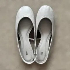 ZARA レザーバレリーナミュール　ホワイト　37のサムネイル