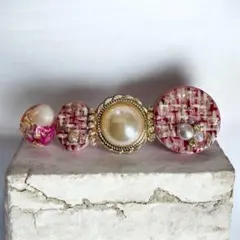 Item thumbnail for item 22ea97ba-b66c-4da9-99a7-bc1838aa60d8