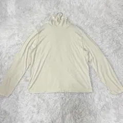 GU ジーユー　ハイネック　リブ　アイボリー　メロウ　長袖　3XL ゆったり