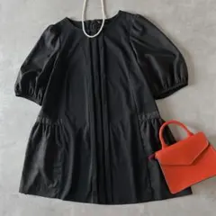 トゥービーシック　TO BE CHIC ペプラム　タック　チュニック　ブラウスのサムネイル