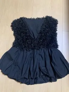 AMELY フェザーフリンジペプラムベスト