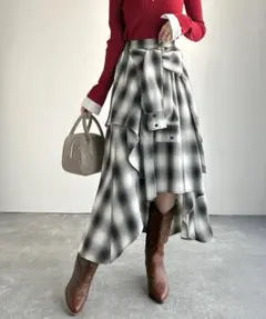 【mily bilet】シャツ巻き風チェック柄スカート（ロング丈）のサムネイル