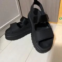 UGG ブラック スポーツサンダル　厚底