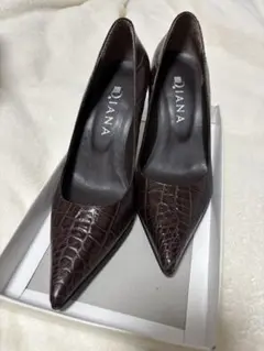 DIANA クロコ型押しポインテッドトゥパンプス　22.5cm ボルドー