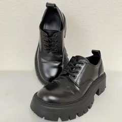 ZARA"チャンキーボリュームソールシューズ"ブラック　26.5cmのサムネイル
