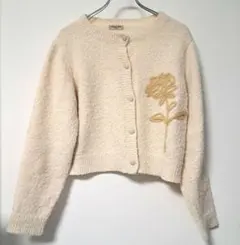 Samansa Mos2（サマンサ モスモス）ブークレ刺繍ニットカーディガン