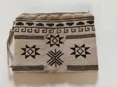 Item thumbnail for item d71737b4-dbaa-4a69-a6f6-35e13ccda6f6