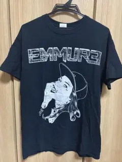 EMMURE グラフィックTシャツ ブラック