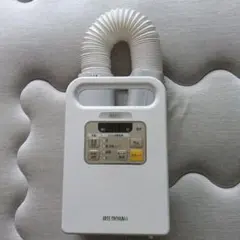 アイリスオーヤマ ふとん乾燥機 カラリエ ホワイト FK-JN1F-Wのサムネイル