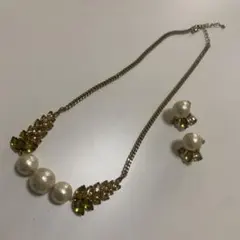 Item thumbnail for item 999717b2-c61e-44fd-8af7-b2ecbaedfe85