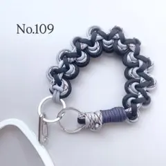 ハンドストラップ　スマホストラップ　パラコード　黒　グレー　ハンドメイド