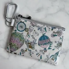 リバティ　スカイハイ　グリーン　カラビナポーチ キーホルダー　カードケース