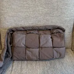 BOTTEGA VENETA パデッド カセット ショルダーバッグ ダークグレーのサムネイル