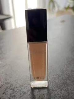 DIOR スキンフォーエヴァースキンコレクトコンシーラー　1.5N