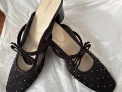 ヒールパンプス